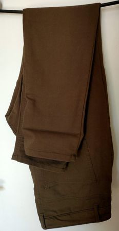 Hose olivgrün Gr. 44