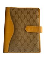 Gucci Vintage Leather notebook cover Rare 😍