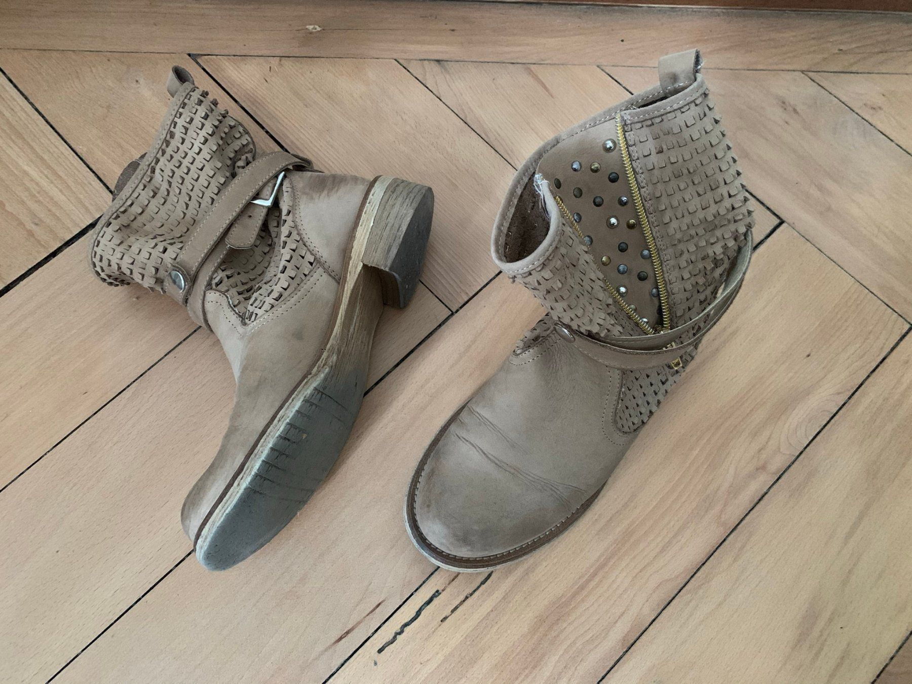 Chaussures femmes: KIRA BONELLI - Leder Stiefelette hellbraun 37 – D'occasion à Zürich par Diazaio 3