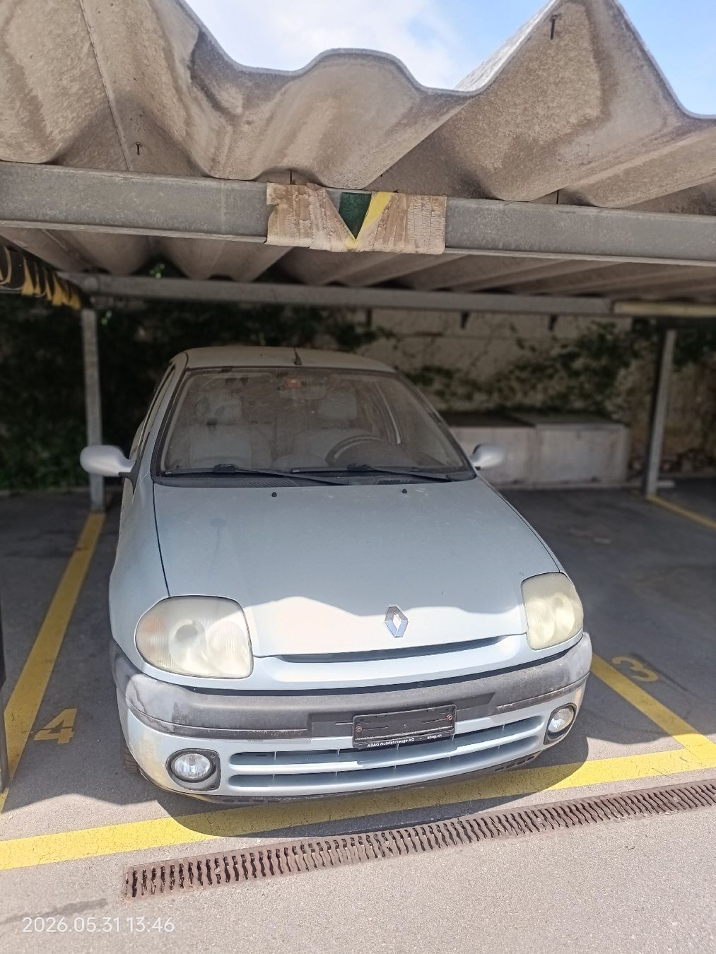 Renault Automobili: Renault Clio 1.6, Sommerräder inkl.  – Difettoso da Belp venduto da Burri8