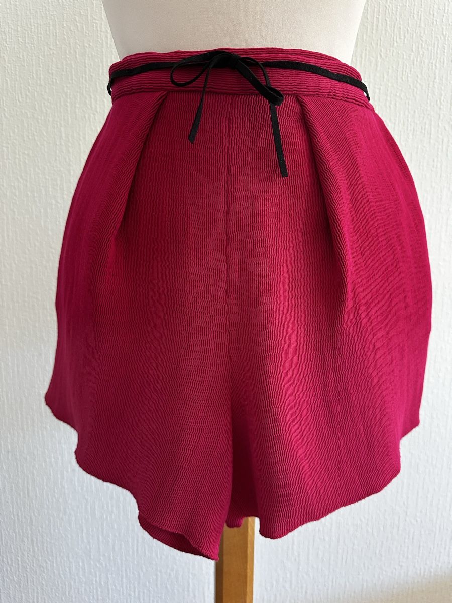 Maje Pantaloni: Shorts Maje Taille 36 / rose fuschia  – Usato da Châtelaine venduto da Alexandra.jankowski 1