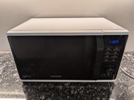 Samsung Mikrowelle MS23K3515 | gebraucht | mit Karton