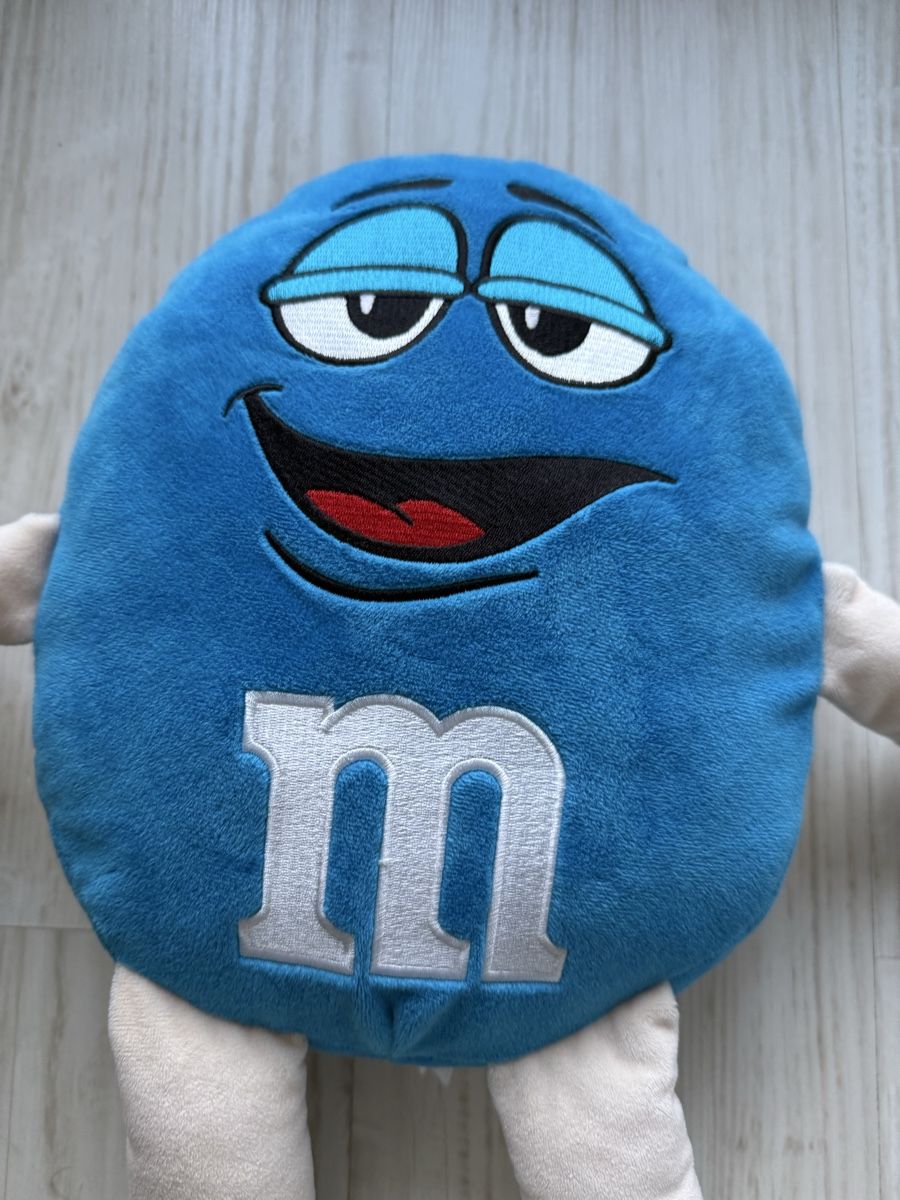 Giocattoli: Blue M&M's Plush Pillow Soft Toy Figure – Nuovo (secondo la descrizione) da La Tour de Peilz venduto da bau_sm8d 1