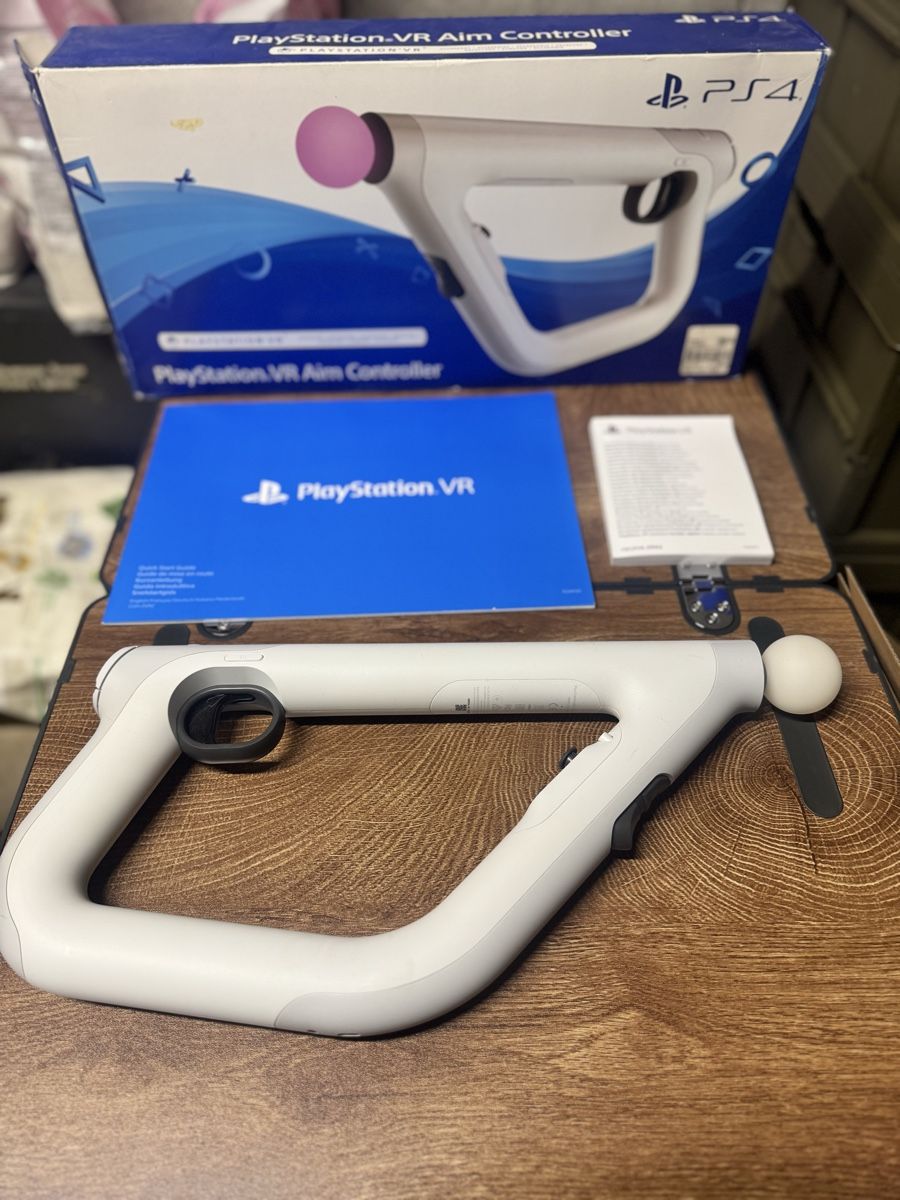 Jeux: PACK Casque VR / VR AIM CONTROLLER / MOVE MOTION VR  – D'occasion à Saicourt par ryangva 6