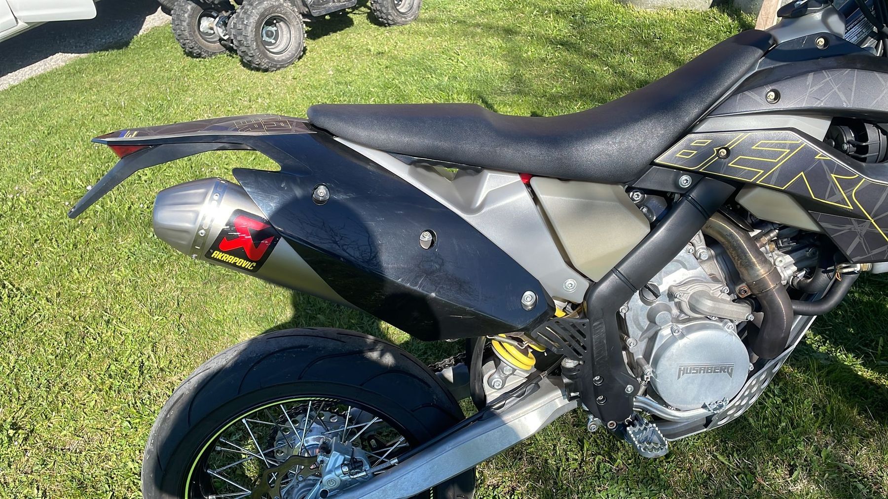 Husaberg Strasse: Husaberg 570 Supermoto – Gebraucht aus Schwellbrunn von ueli.l95 7