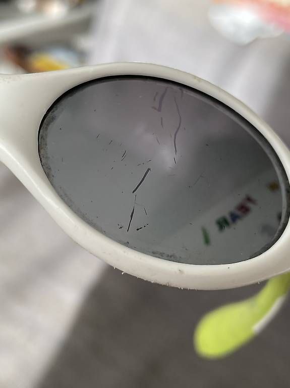 Occhiali & Lenti: Sonnenbrille Baby – Usato da Bern venduto da cherry74 1