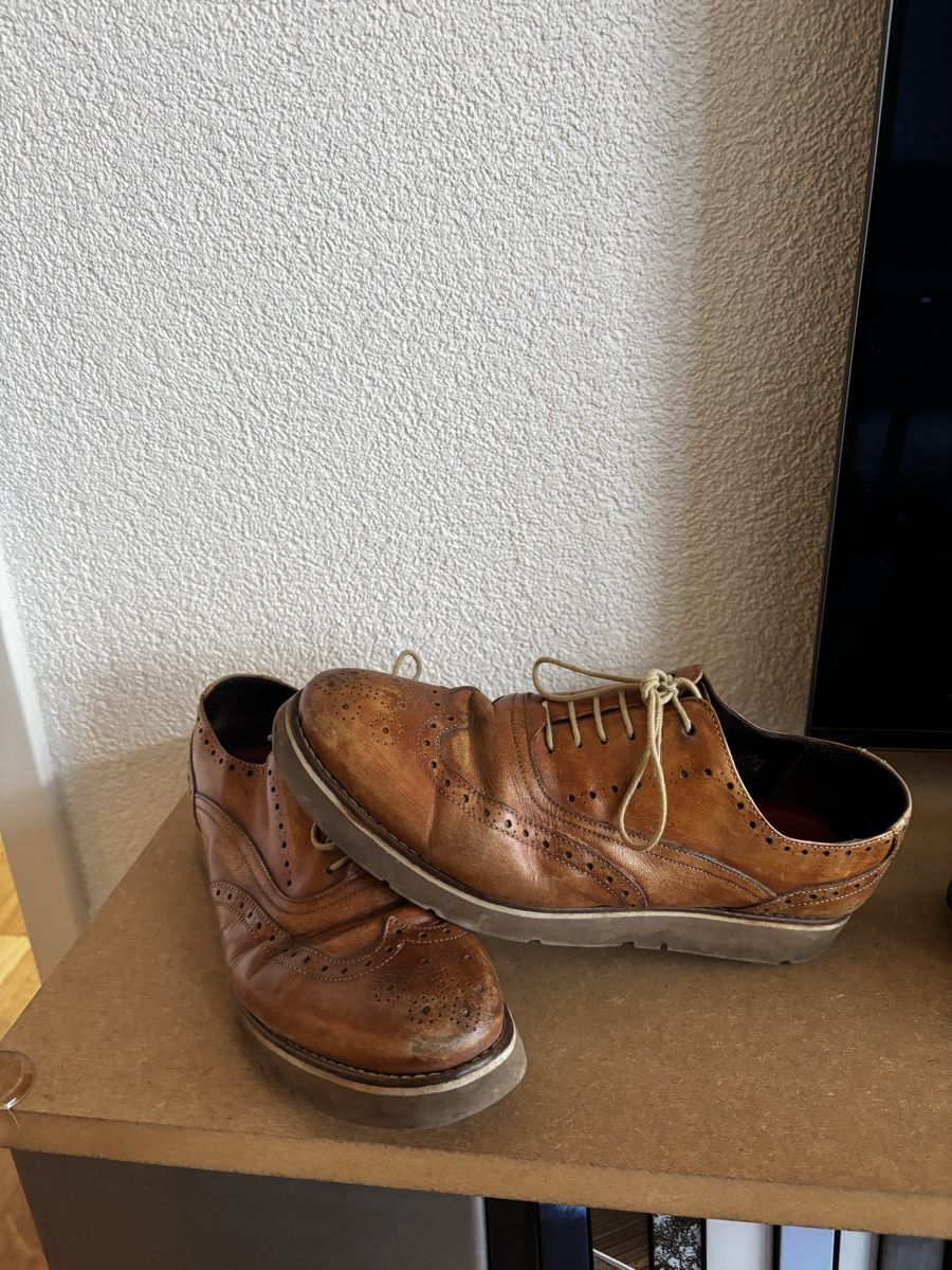 Scarpe da donna: Vintage Lederschuhe Gr. 38 – Usato da Basel venduto da Pepiteki 2