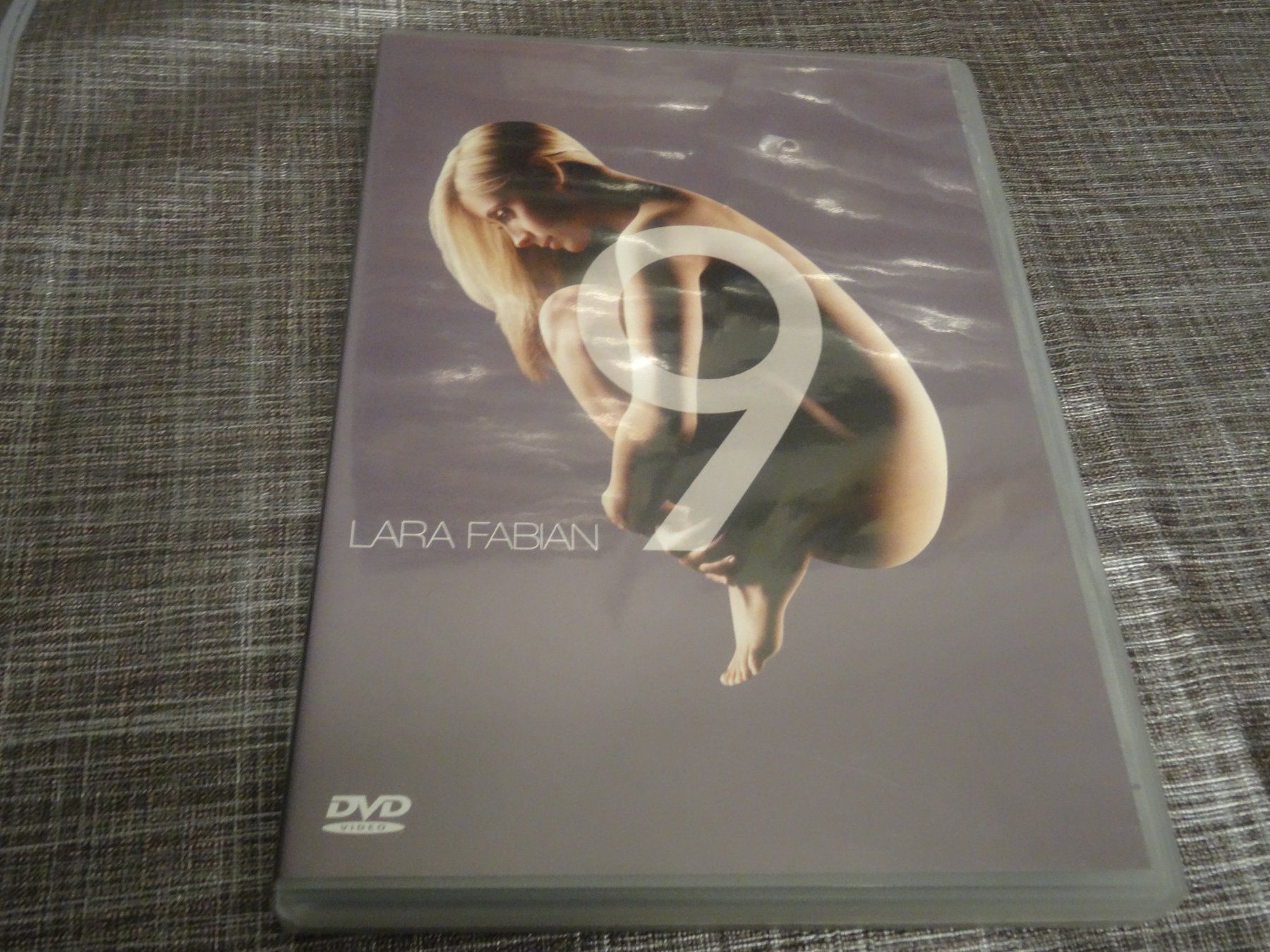 Tutti i DVDs: Lara Fabian - 9 (DVD) – Usato da Olten venduto da Disc-Verkauf