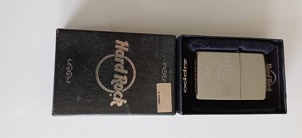Accendini: Zippo Benzin Feuerzeug – Usato da Berikon venduto da rog_89hg 1