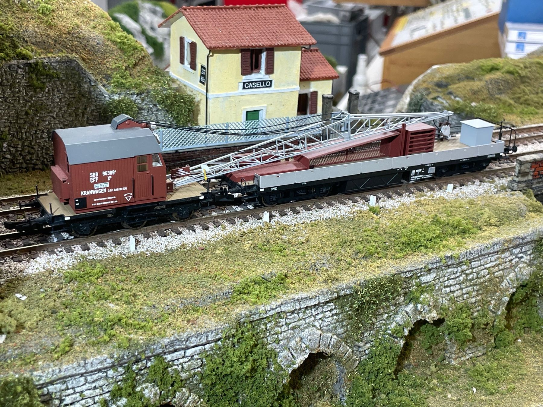 Born Modellini di ferrovie: Born Baukran - Set – Nuovo (secondo la descrizione) da Krummenau venduto da ferrotech