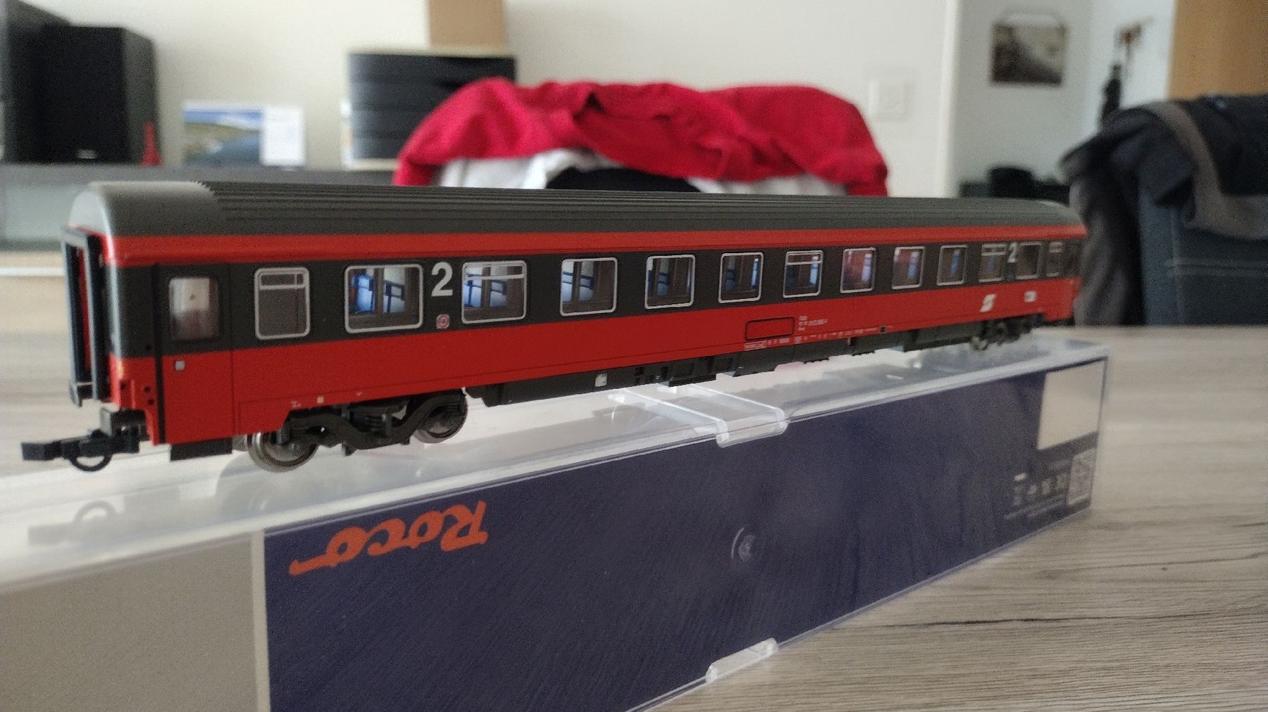 Roco Modellini di ferrovie: Voiture eurofima OBB – Nuovo e nell'imballaggio originale da Vevey venduto da tgv3 1