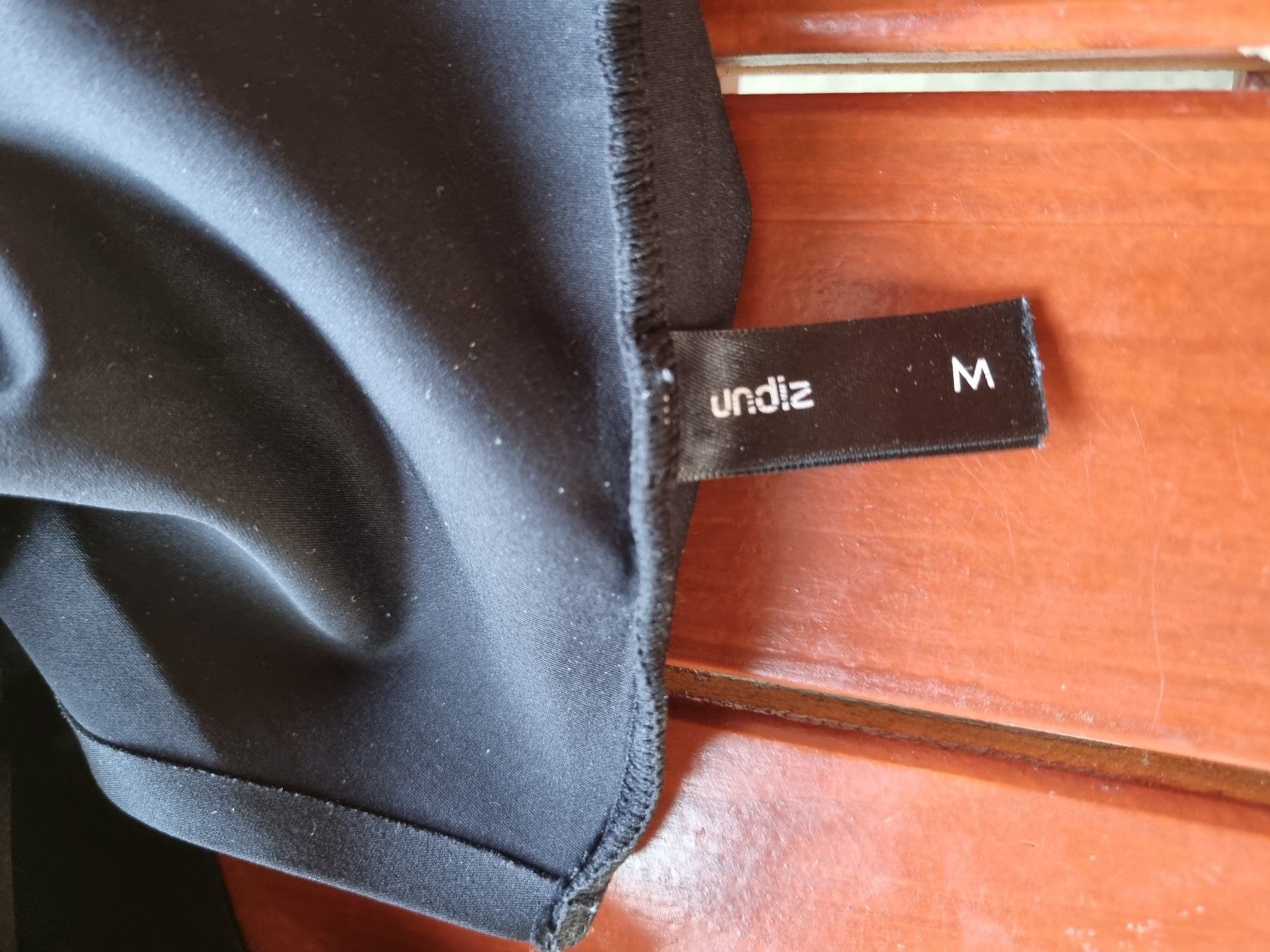 H&M Costumi da bagno & Bikini: Schwarzes Bikini Grösse M / 40 high Waist – Usato da Spiez venduto da melody8801 3