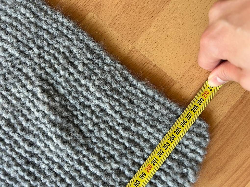 Foulards, Tücher & Schals: Schal aus Wolle – Gebraucht aus Rüschlikon von Asino007 2