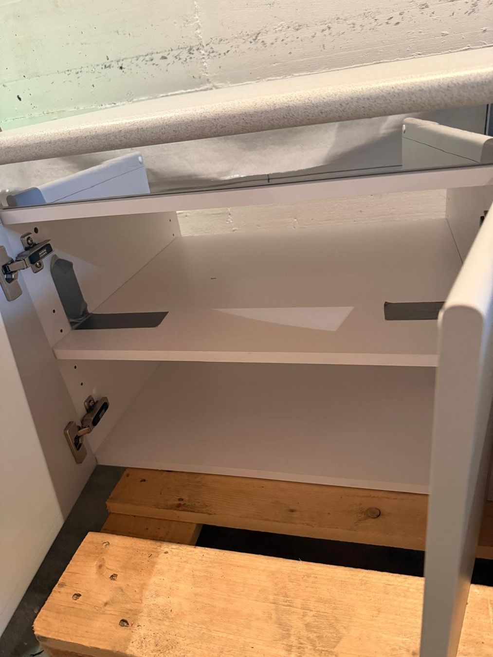 Mobili per bagno: Badmöbel mit integriertem Lavabo 120 x 55 x 53 (NEU) – Nuovo (secondo la descrizione) da Otelfingen venduto da dam_pcx8 1
