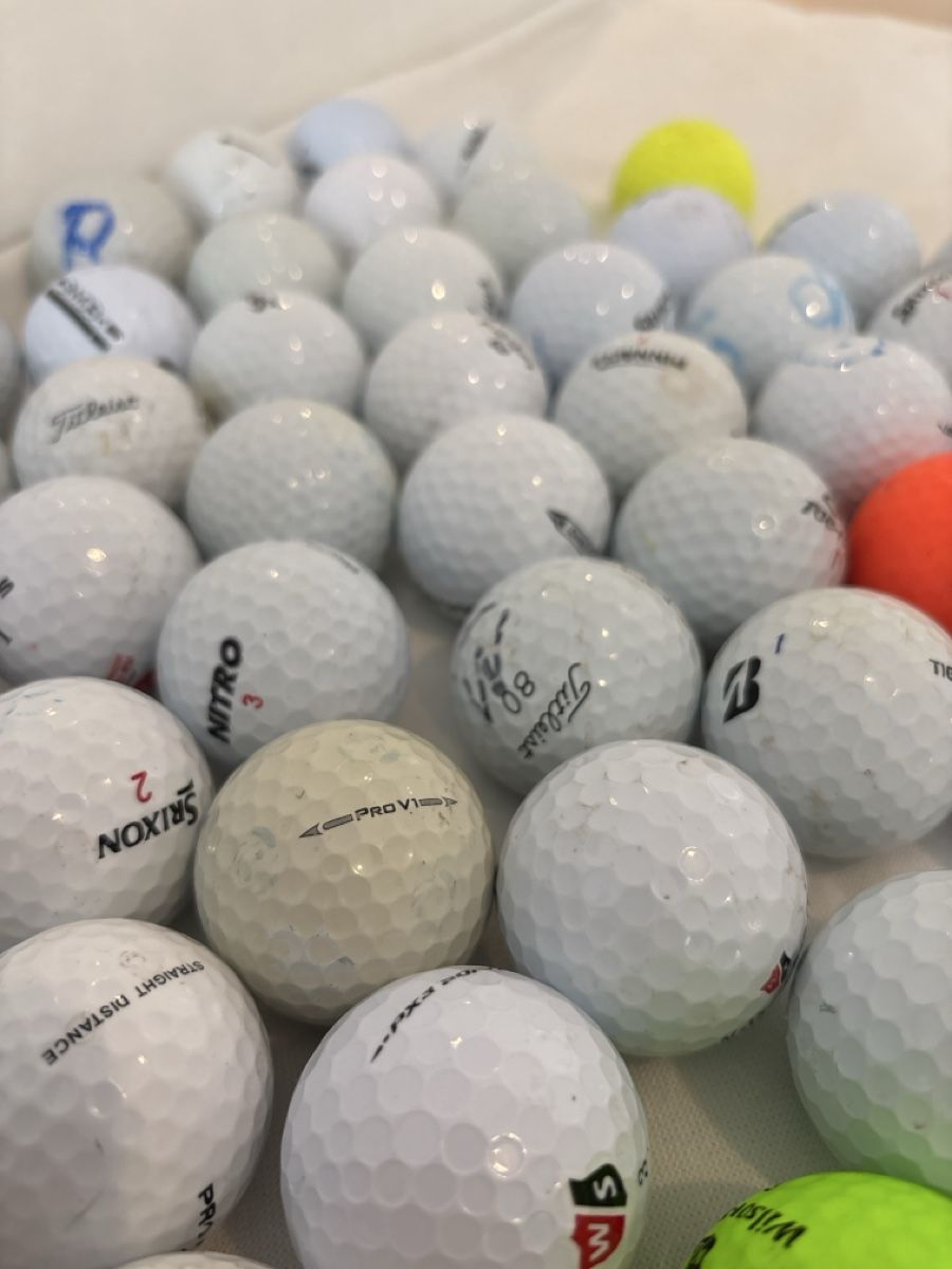 Ballons: 50 Golfbälle Div.  – D'occasion à Hüttikon par sgt79 1