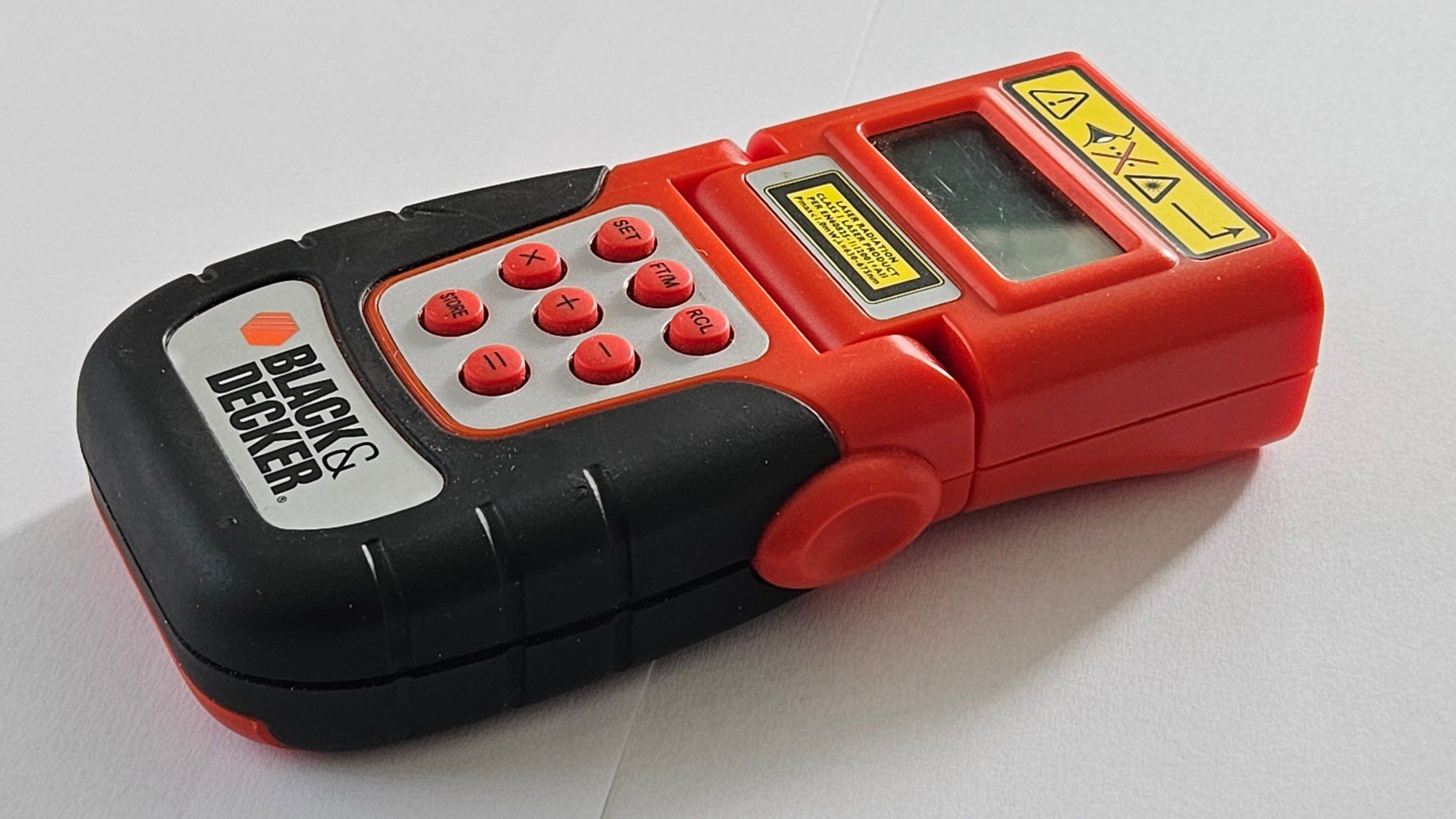 Misurare: BLACK & DECKER BDM100 / Entfernung- und Raummessgerät – Usato da Granges-Paccot venduto da Wodli 2