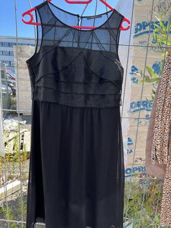 Esprit Kleid schwarz ärmellos guter Zustand Grösse M