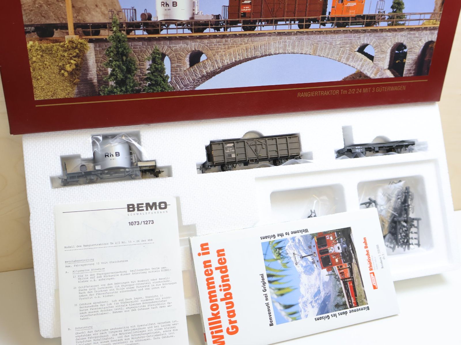 Bemo Modellini di ferrovie: BEMO RhB Güterwagen Set 7273 110 - H0m Neuwertig – Usato da Winterthur venduto da Monstera