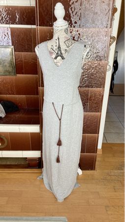 Graues Maxikleid mit Zierkordel,Esprit, Gr.S🪐