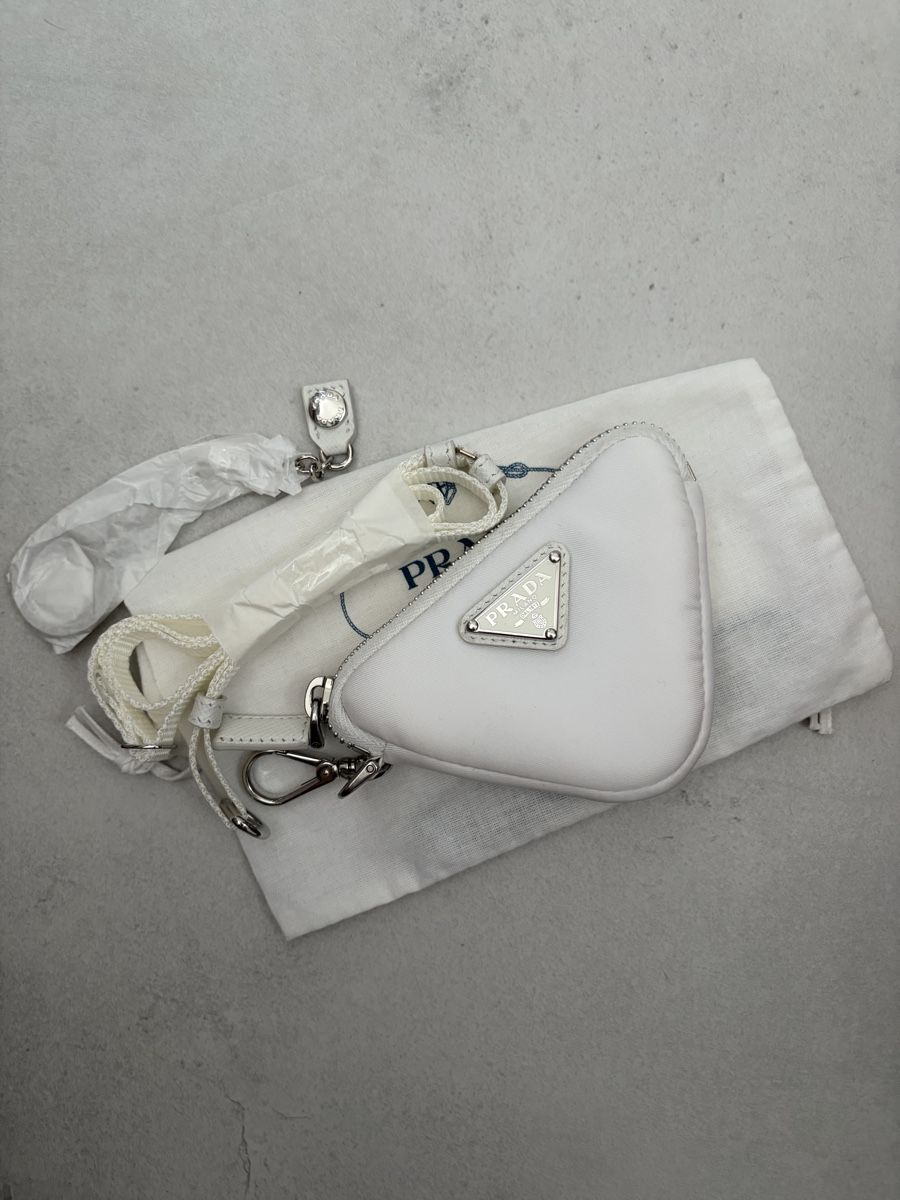 Prada Autres vêtements & accessoires: Pouch Prada – Neuf avec emballage d'origine à Minusio par giu_w2st