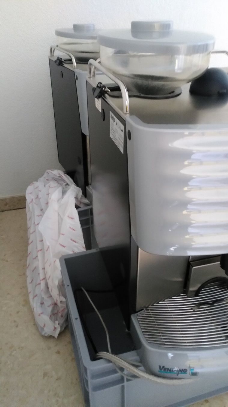 Schaerer Macchine per caffè & Macchine per espresso: Kaffeemaschine Schaerer Vollautomat – Usato da Malters venduto da Studi112 4