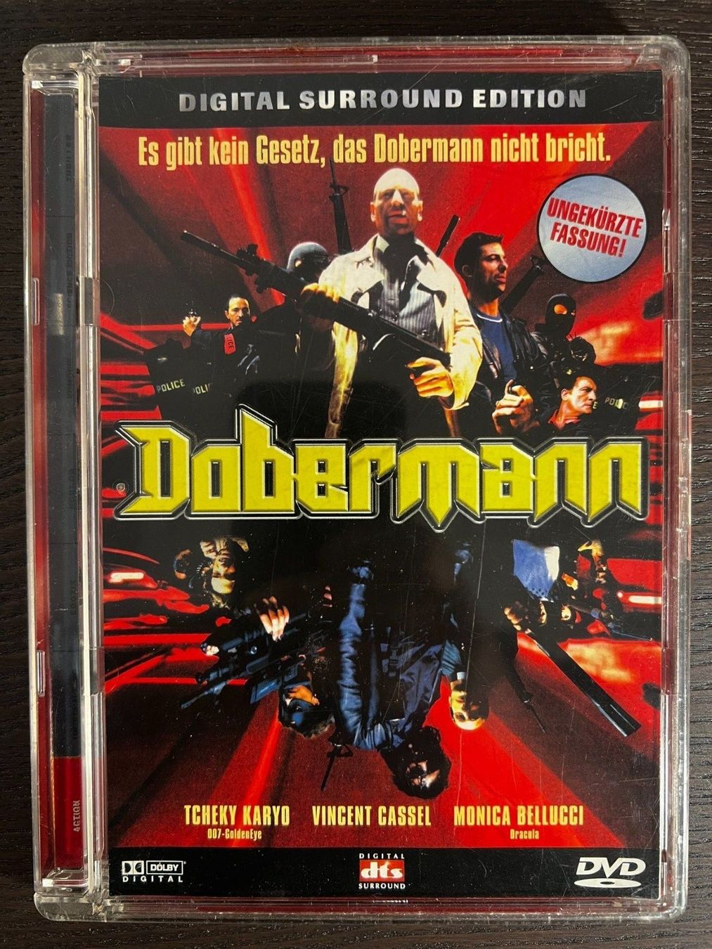 Alle DVDs: Dobermann – Gebraucht aus Zürich von FilmFreunde