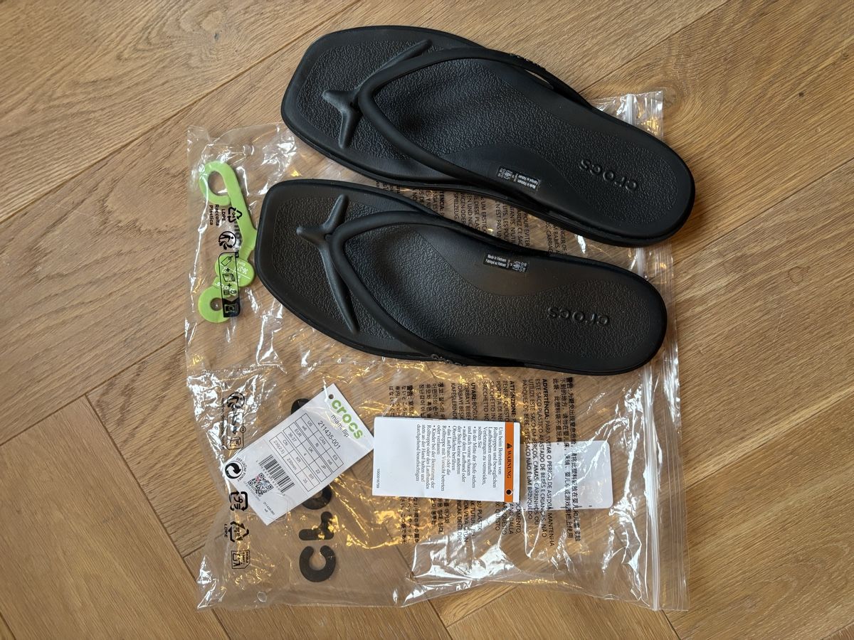 Crocs Scarpe da donna: Miami Flip- Black crocs – Nuovo e nell'imballaggio originale da Zürich venduto da glo_6dxm