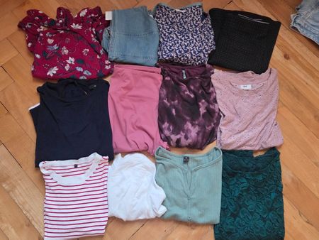 Kleiderpaket M L 40 42 t-shirts Blusen Kleid Leggings etc