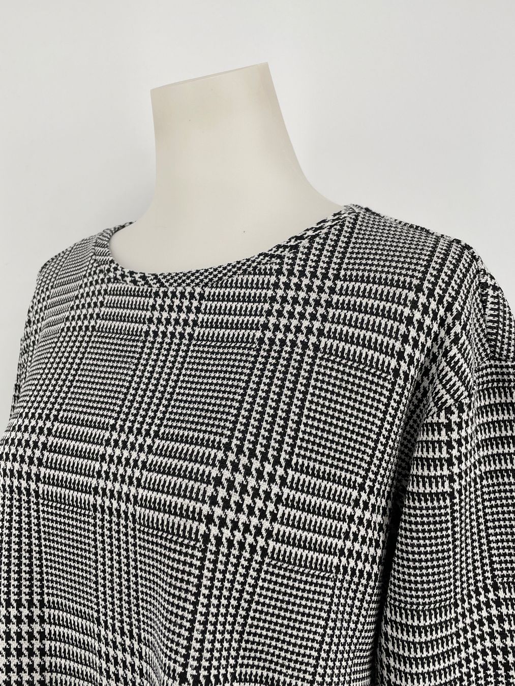 Pullover & Sweatshirts: Pullover mit Glockenärmel Gr. L OVS – Gebraucht aus Auenstein von moin. 3