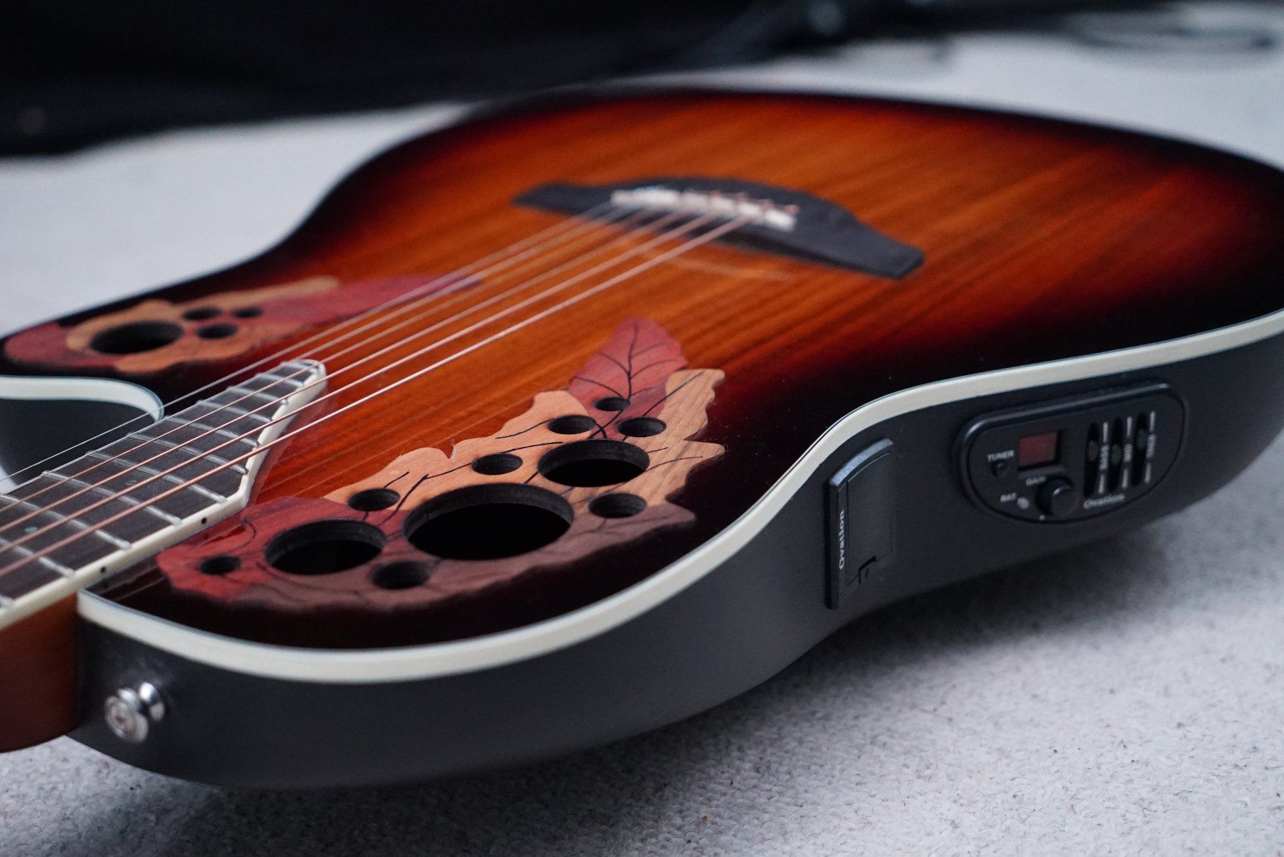 Ovation Musikinstrumente: Ovation Celebrity Elite Plus CE48P Super Shallow – Gebraucht aus Ortschwaben von  3