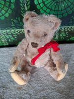 Süsser, kleiner antiker Teddy, könnte von Steiff sein