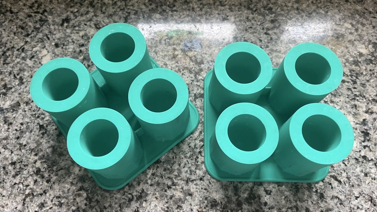 Backformen: Eisbecher- / Eiswürfelformen – Gebraucht aus Meinisberg von nicht_neu_aber_ok