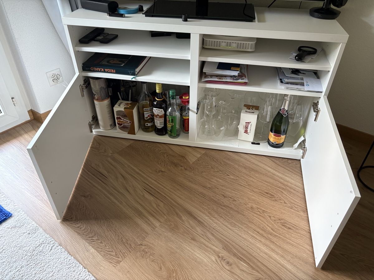Ikea Mobili TV: Meuble TV Ikea – Usato da Biel/Bienne venduto da crm_2l6n 1