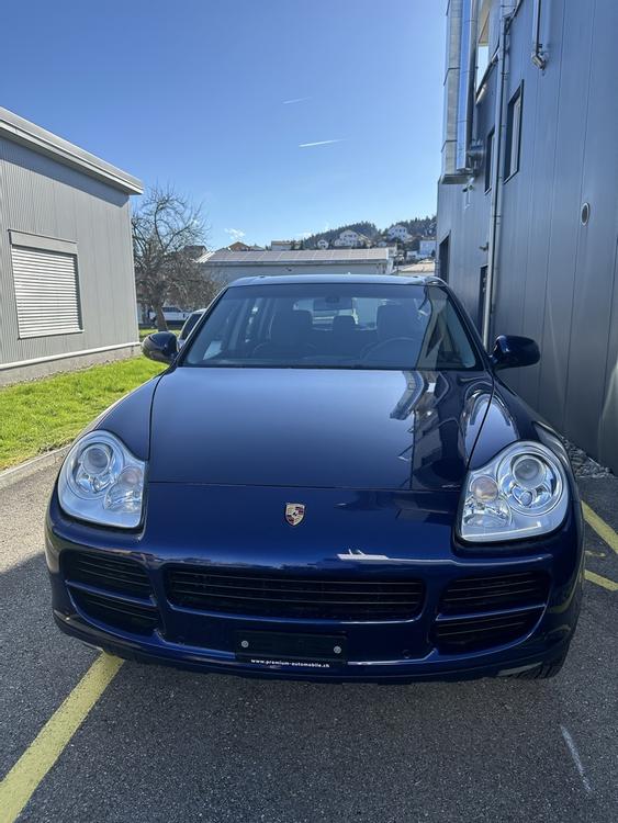 Porsche Cayenne 3.2 V6