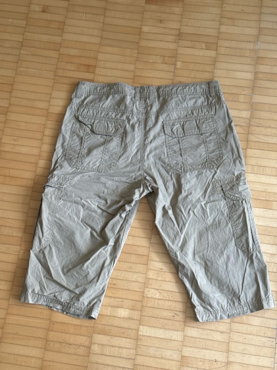 Pantalons: Jorts Grösse 32 – D'occasion à Zürich par nicola.witzig 1