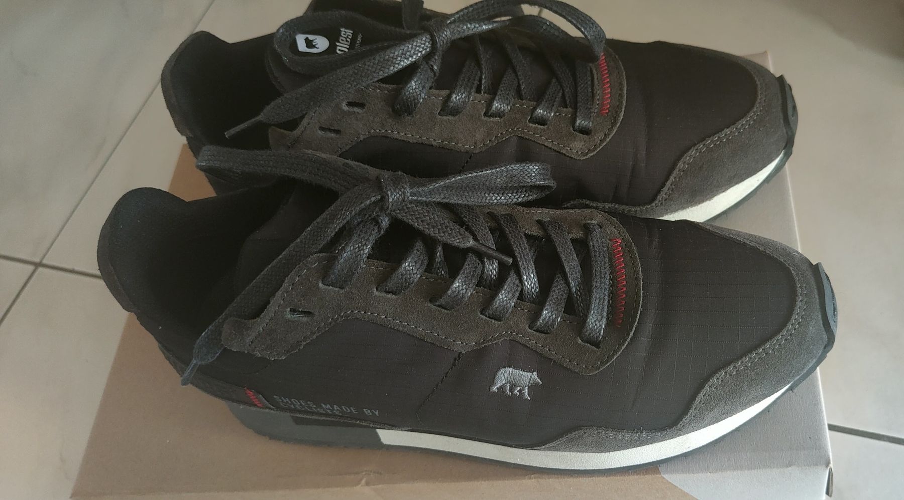 Suplest Scarpe da uomo: Suplest NEUVES, dans leur carton. – Nuovo (secondo la descrizione) da Biel/Bienne venduto da notfun