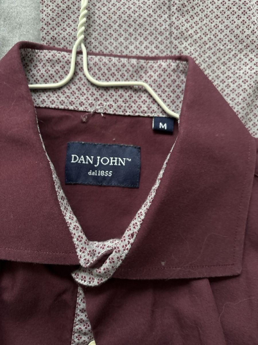 Hemden: Dan John Hemden - Grösse M – Gebraucht aus Bülach von FabuZRH 1