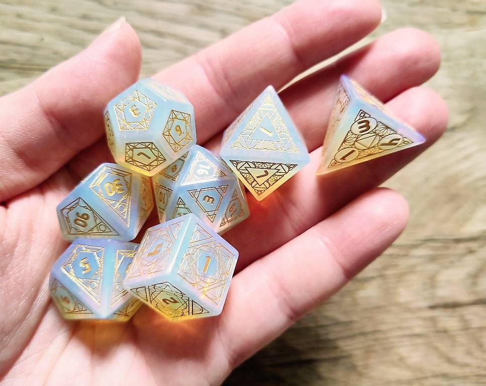 Spiele: Set de dés JDR en opalite neufs – Neu und originalverpackt aus Yvonand von rox_8y69 1