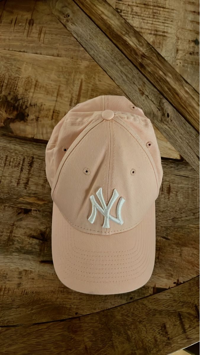 Hüte, Mützen & Caps: Pink New York Yankees Baseball Cap – Neu (gemäss Beschreibung) aus Zürich von Jasmin3S
