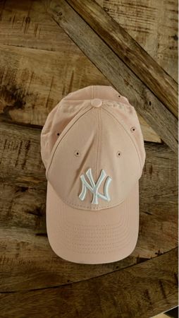 Pink New York Yankees Baseball Cap