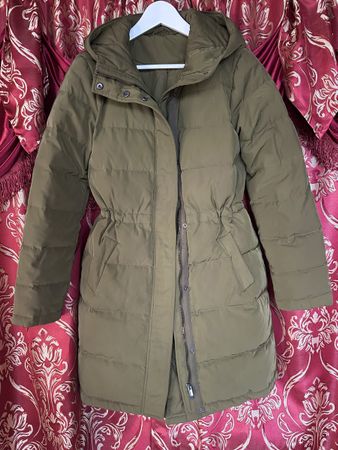 Daunenmantel von Vila mit echten Daunen S/M, neu, oliv grün