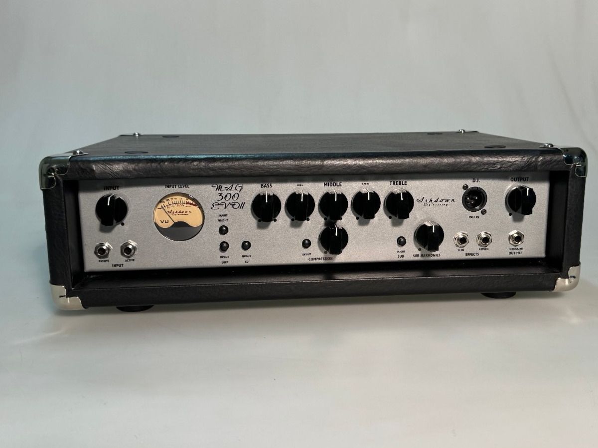Amplificatori: Ashdown MAG 300 mit 2x10" Box – Nuovo (secondo la descrizione) da Schaffhausen venduto da outlet-music