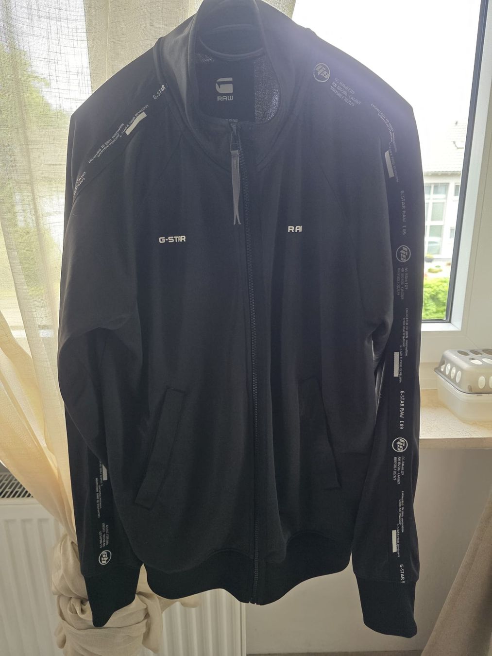 G-Star Giacche: G-Star Sweatjacke Grösse L – Usato da Beringen venduto da JoeyAppenzeller