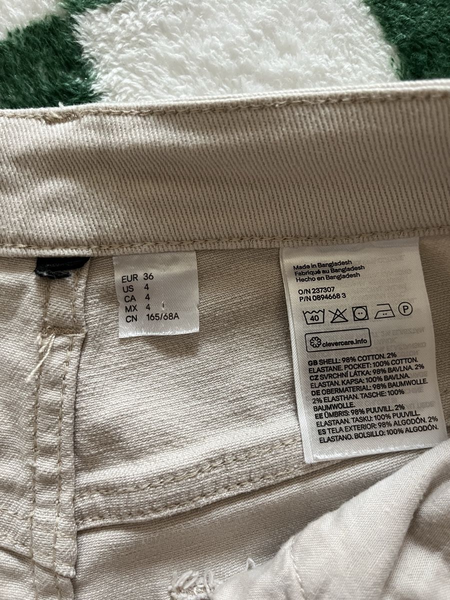 H&M Jeans: Beige Mom-Jeans – Usato da Zürich venduto da ale_t 2