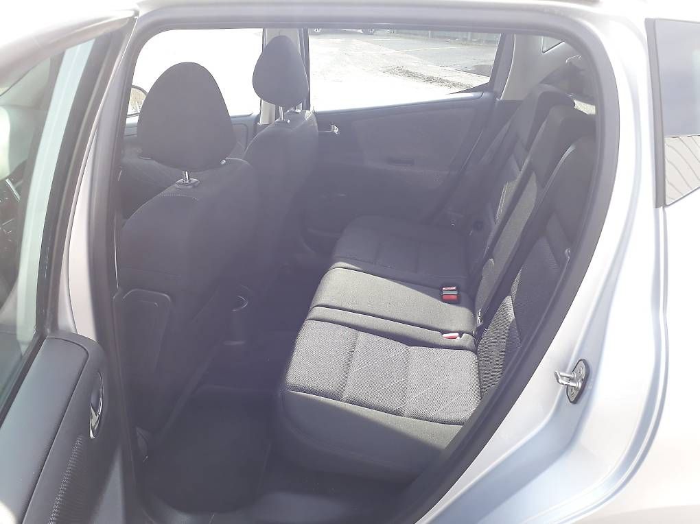 Peugeot Automobili: Peugeot 207 SW – Usato da Schmerikon venduto da 1qw2 4