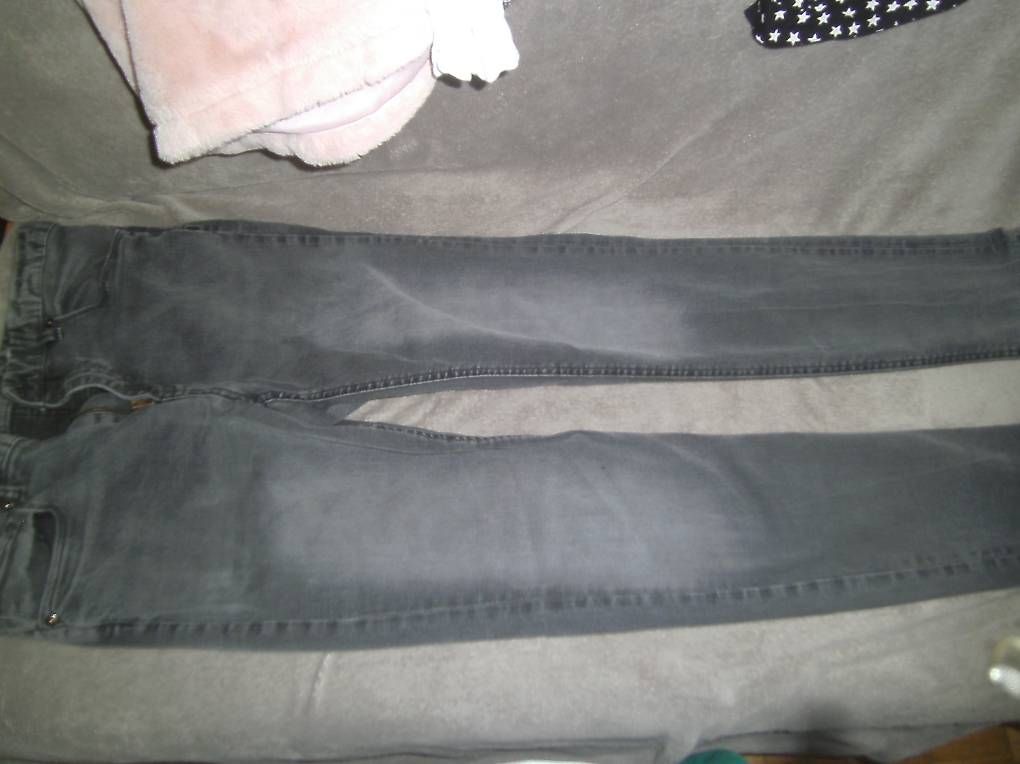 Jeans: Jeans schwarz gr. 170 – Usato da Ostermundigen venduto da deb1deb1