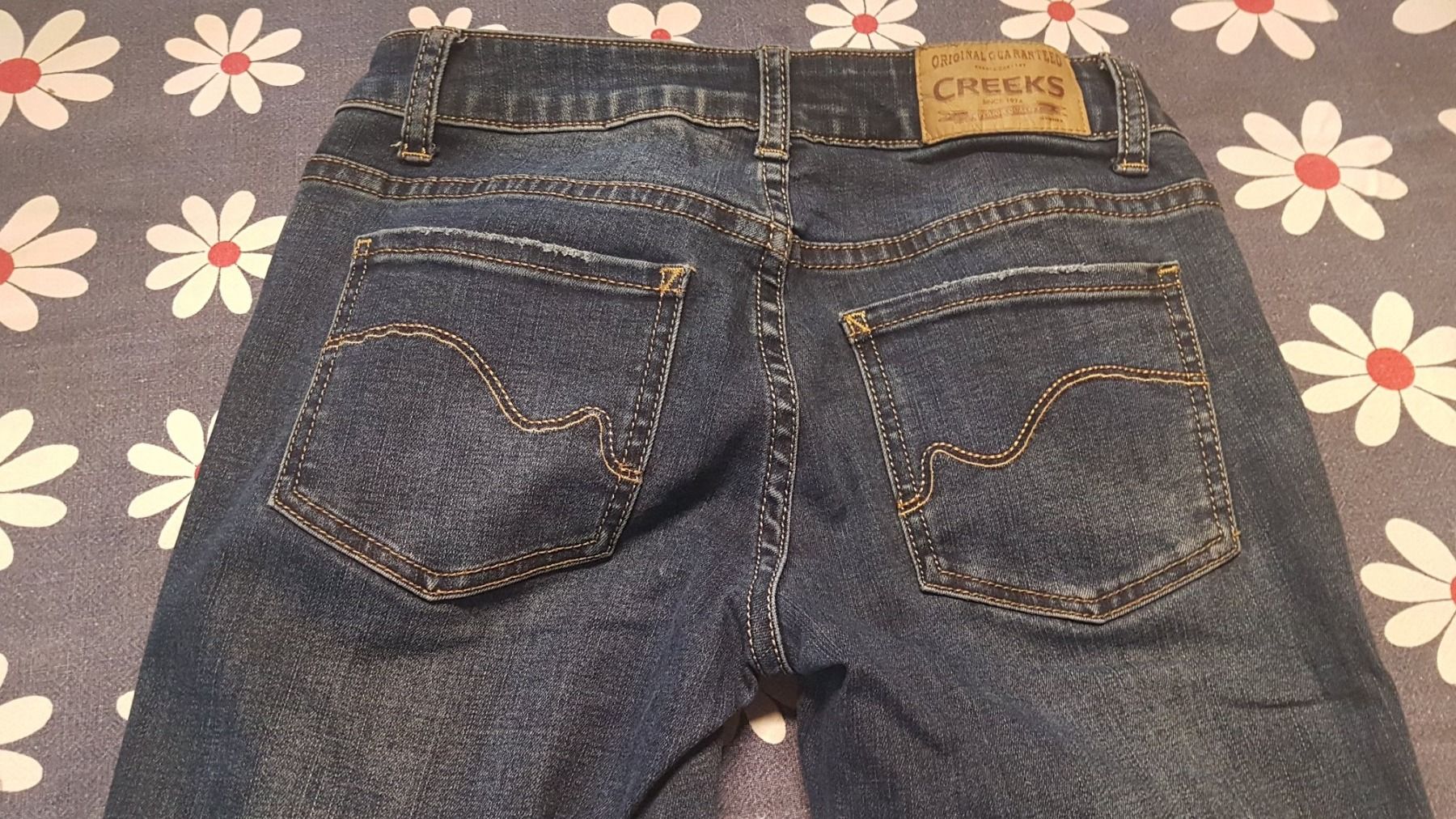 Jeans: Pantalon jeans taille 36 marque Creeks – Usato da Villiers venduto da san_jn5w 5