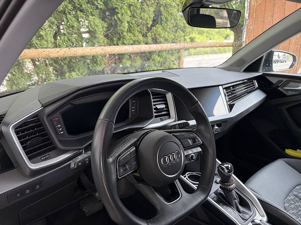 Automobili: A1 Sportback 8Fach bereift – Usato da Weinfelden venduto da Stwi8 2