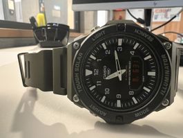 Herren Armbanduhr Casio Tough Solar Analog-Digital guter Zus