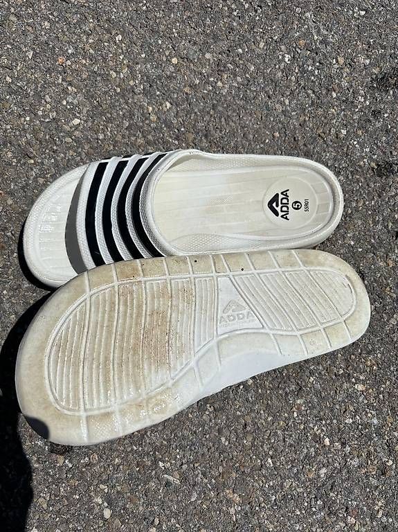Scarpe da uomo: Adida Slides, Top – Usato da Hittnau venduto da ant_s5mh 3